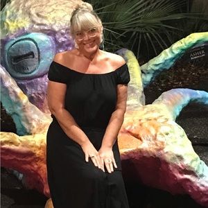 Meet your Posher, Michele